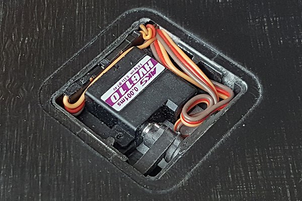 IDS servo mount and LDS connecting rod